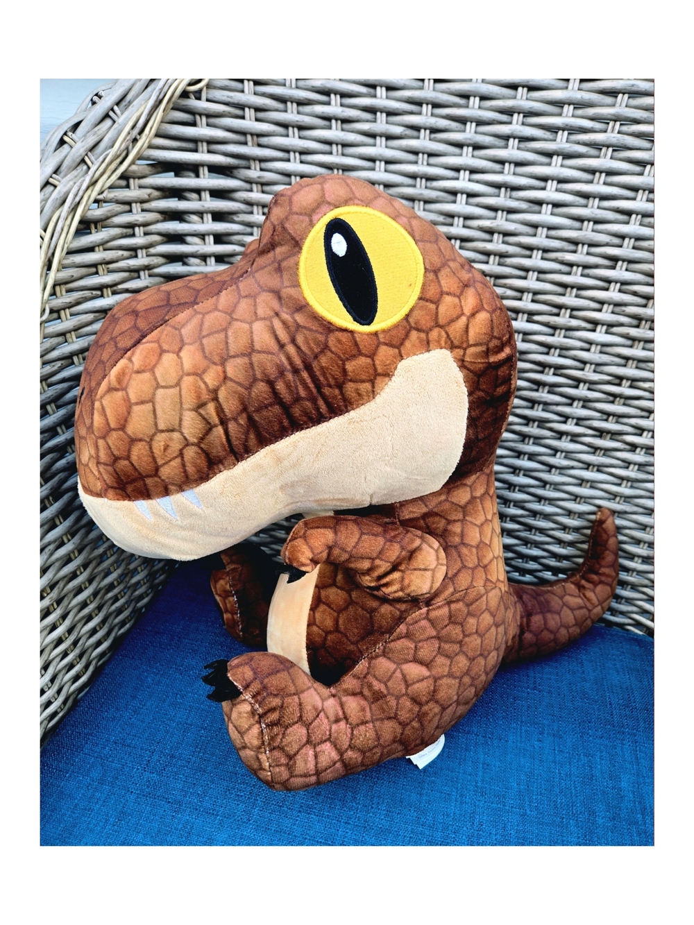Jurassic Park T-Rex Plush Dinosaur 12" Universal Studios Toy